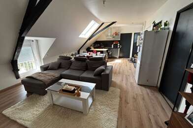 Appartement 4 pièces 830 €