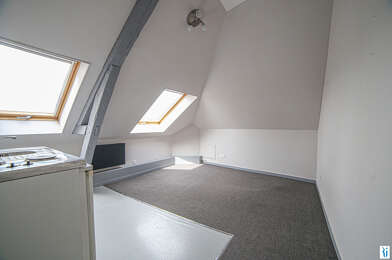 Appartement 1 pièces 425 €