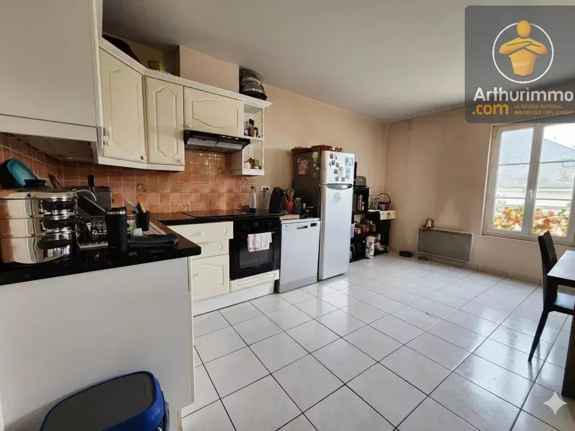 Immeuble 195 m² · à Beaugency · 195 m² · 377 500 €