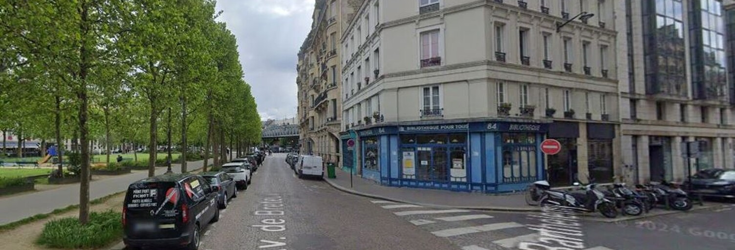 Appartement 1 Pièce 15 m² à louer à Paris 15 (75015)