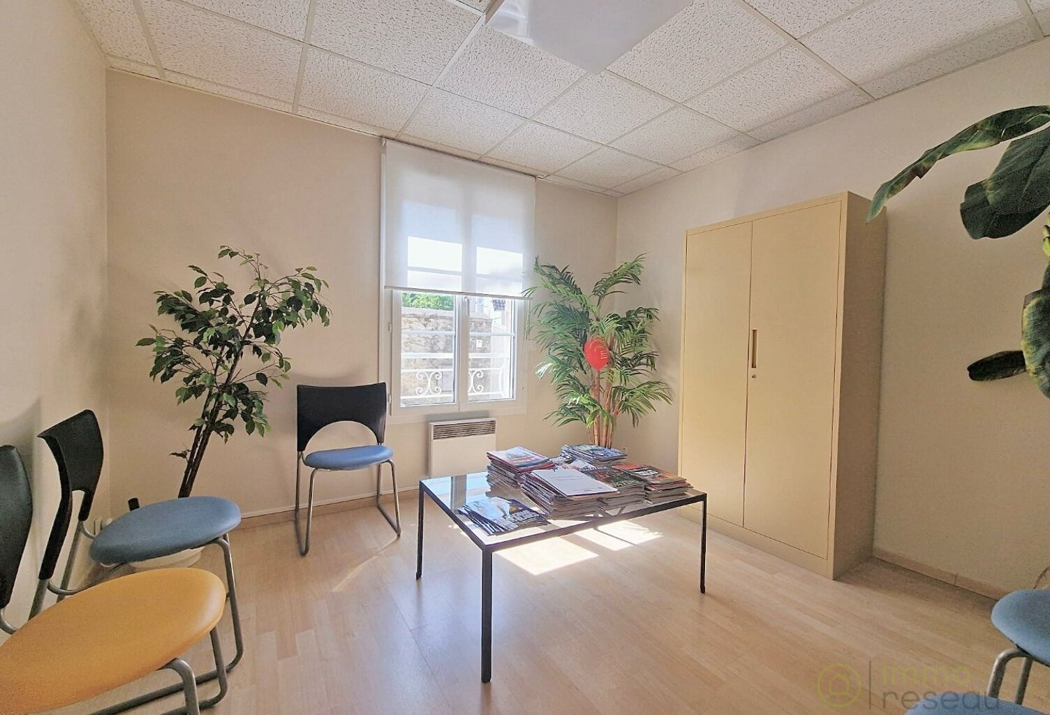 Bureau — photo 1