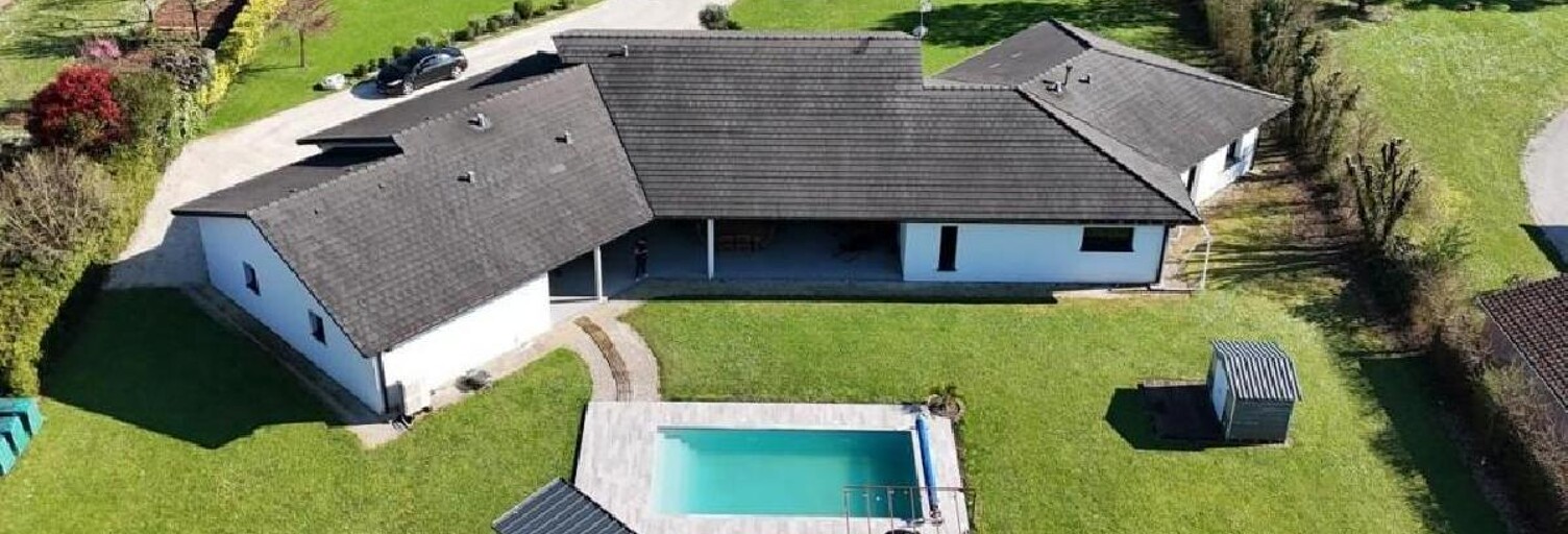 Maison 8 Pièces 257 m² à vendre à Ruffec (16700)