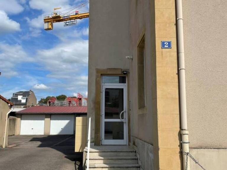 Location - Appartement T2 - 50m2 - Metz — photo 1