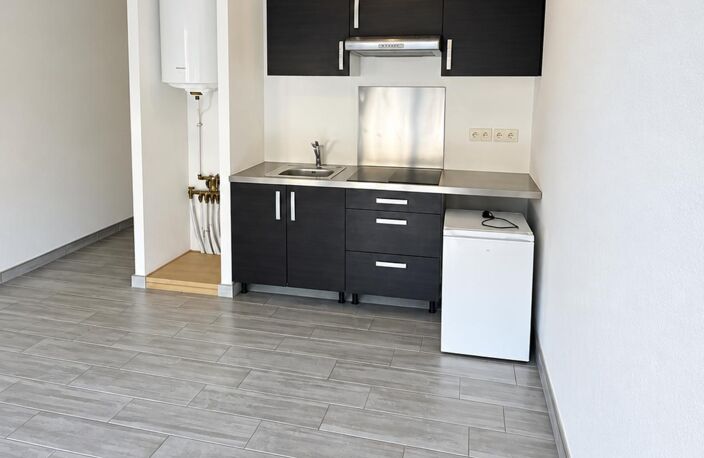 Location appartement  25 m² à Épinal (88000) — photo 3