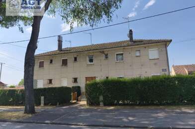 Appartement 3 pièces 890 €