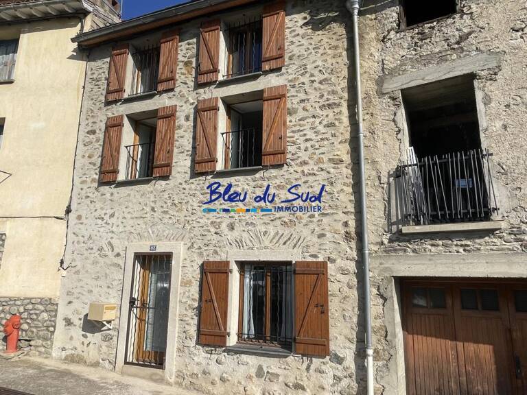 Maison en pierres avec terrasse — photo 1