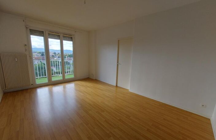 Appartement Villefranche Sur Saone 3 pièces 65.90 m2 — photo 2