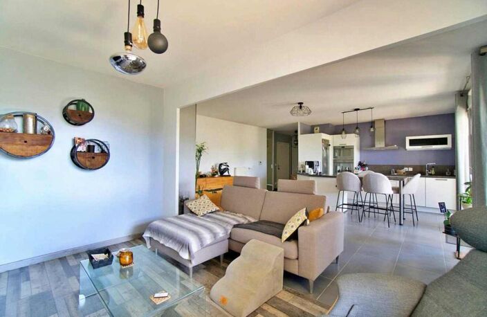 MIONNAY - APPARTEMENT - 2 CHAMBRES — photo 5