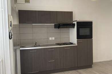 Appartement 1 pièces 375 €