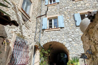 Maison 4 pièces 1700 €