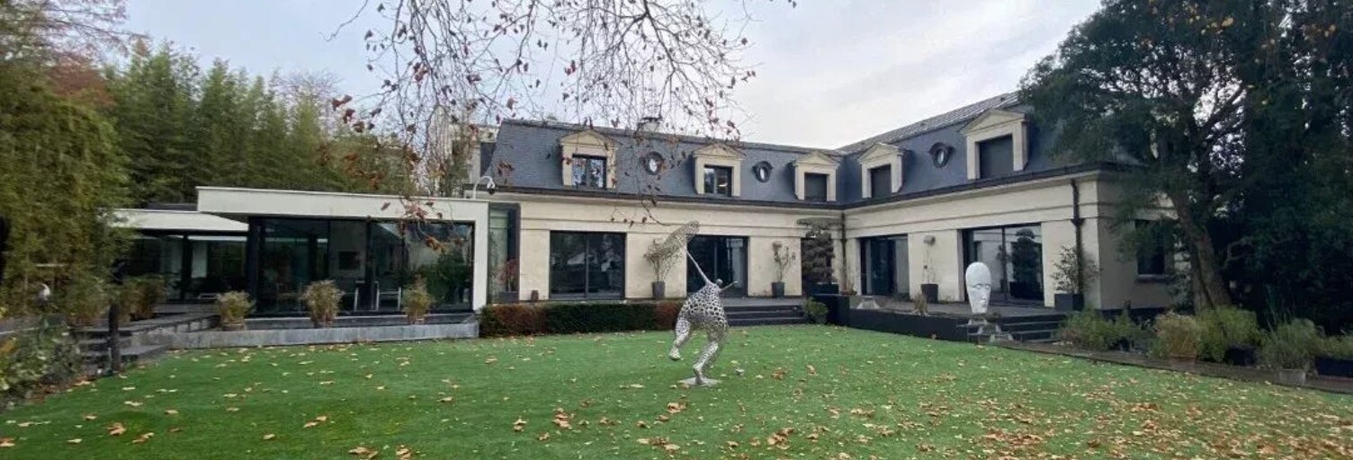 Maison 9 Pièces 1020 m² à vendre à Saint-Maur-des-Fossés (94100)