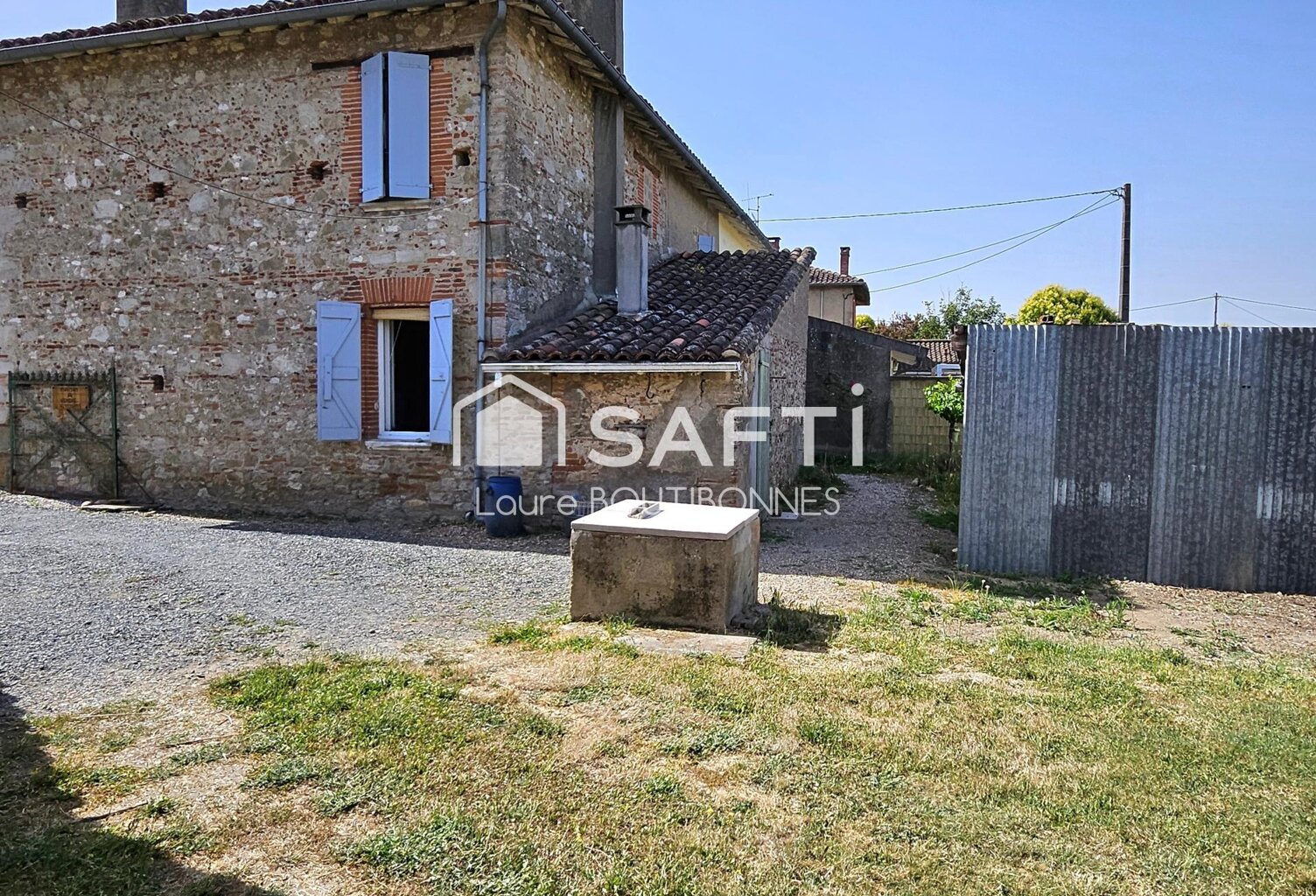 Maison de caractère à rénover  centre-ville de Lavaur accessible à pied — photo 1
