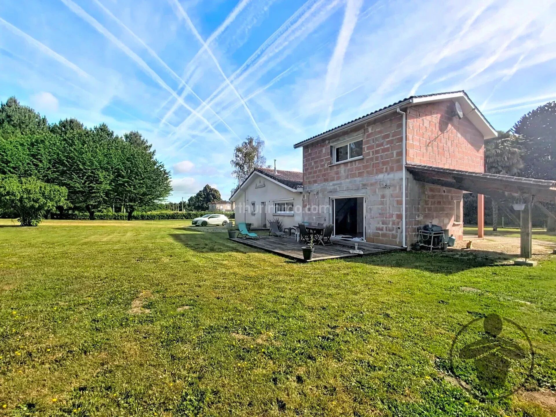 Maison 5 pièces 149 m² · à Saint-Martin-d'Ary · 149 m² · 238 000 €