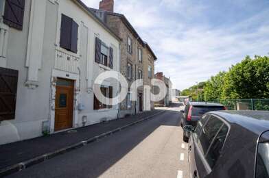 Immeuble  245500 €