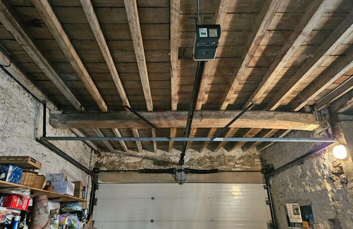 MAISON EN PIERRES JARDIN CLOS DE MURS 89144 BOURGOGNE — photo 5