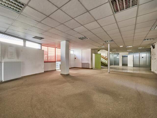 Immeuble - 1 193 m² - Dijon (21) — photo du bien