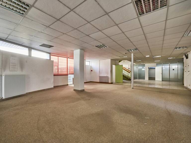 Immeuble - 1 193 m² - Dijon (21) — photo 1