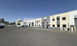 Local industriel  1086 m² à louer à Gennevilliers (92230)
