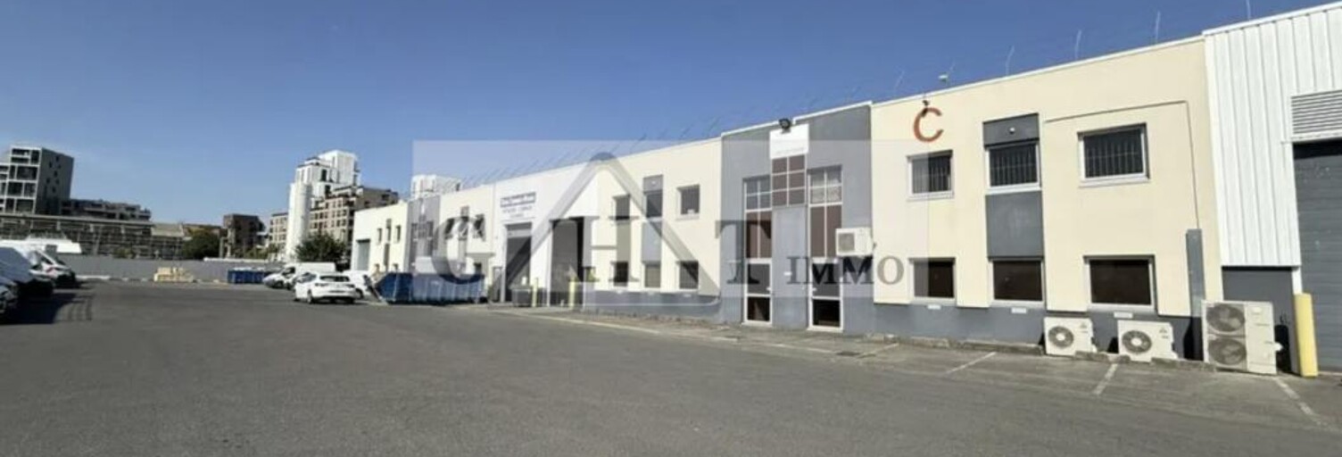 Local industriel  1086 m² à louer à Gennevilliers (92230)