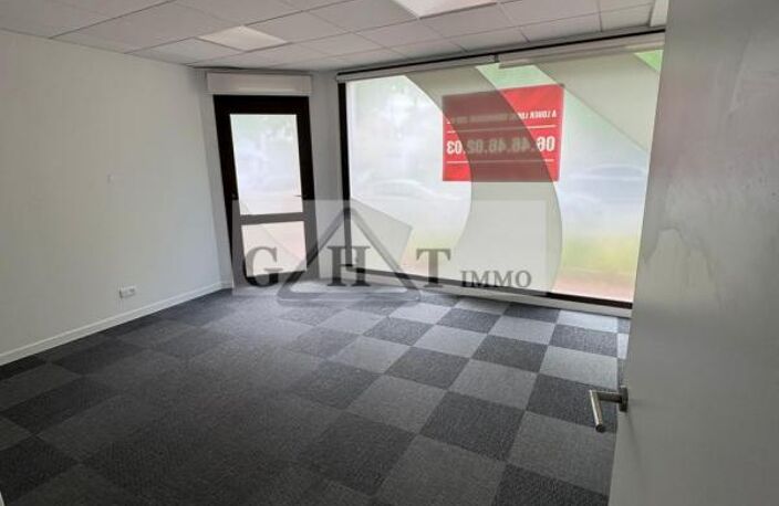 220 m² boutique / bureaux à louer LE PERREUX — photo 5