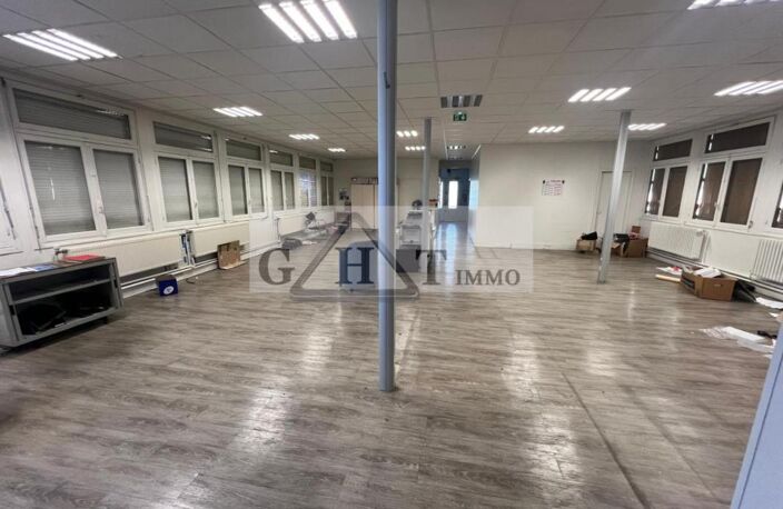 3800 M² ENTREPOT BUREAUX A LOUER A MEAUX — photo 4