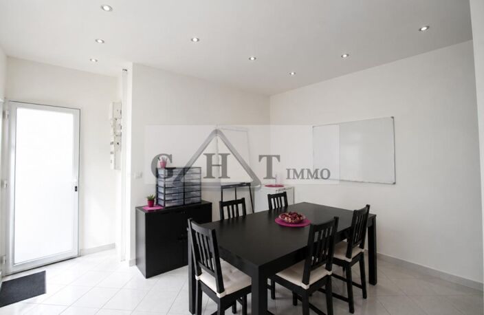 A LOUER LOCAL COMMERCIAL / BUREAUX 80 M² – BOISSY-SAINT-LÉGER — photo 4