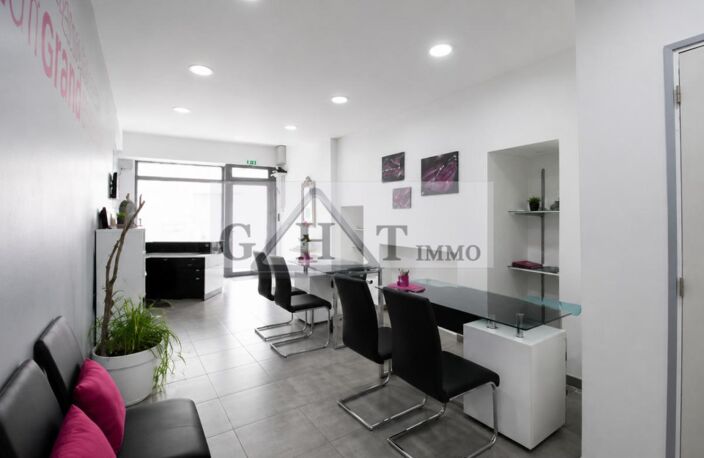 A LOUER LOCAL COMMERCIAL / BUREAUX 80 M² – BOISSY-SAINT-LÉGER — photo 5