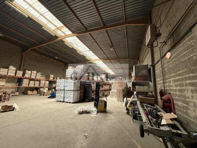 ENTREPOT/BUREAUX 1040M2 à vendre Argenteuil — photo du bien