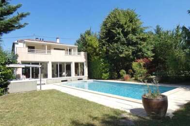Maison 9 pièces 815000 €