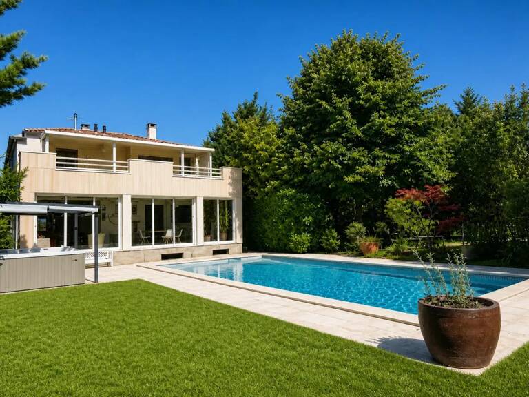 Maison de 8 pièces de 235 m² à Brunstatt-Didenheim — photo 1