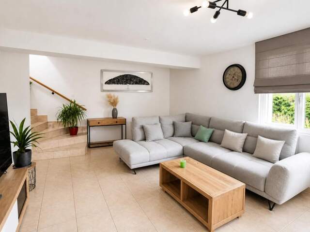 Maison de 4 pièces de 275 m² à Bourges — photo du bien