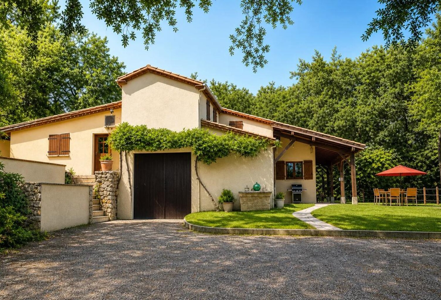 Maison de 6 pièces de 155 m² à La Croix-Blanche — photo 1
