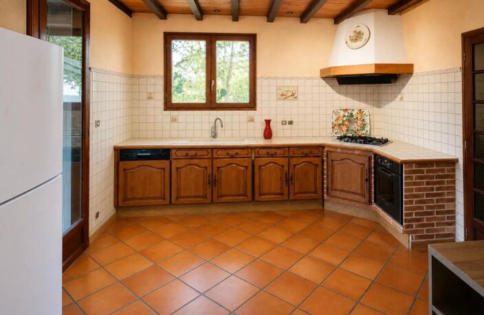 Maison de 6 pièces de 155 m² à La Croix-Blanche — photo 4
