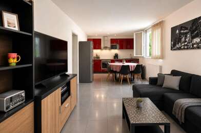 Appartement 15 pièces 375000 €