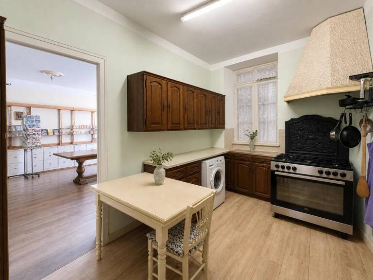 Maison de ville avec jardin -121,9 m² -Saint-Germain-les-Belles — photo 1