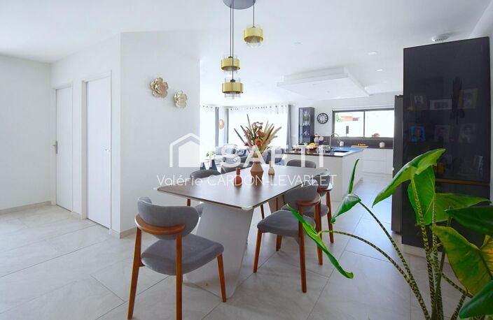 Villa contemporaine de plain-pied de 146 m2 — photo 4
