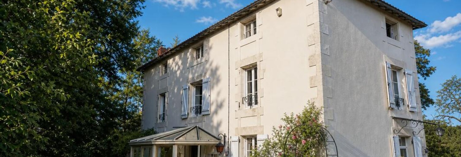 Maison 6 Pièces 143 m² à vendre à Moussac (86150)