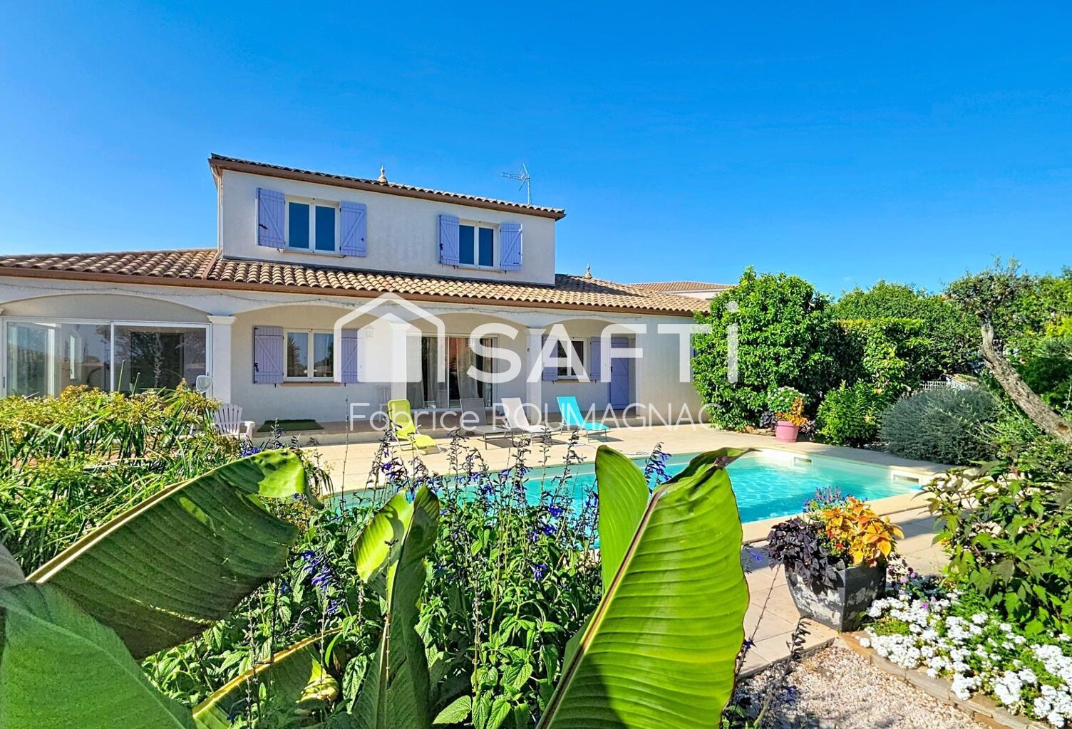 Maison de 153 m² avec piscine, garage, trois chambres sur une parcelle de 1265 m² — photo 1