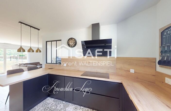Maison contemporaine de 2025 avec garage — photo 4