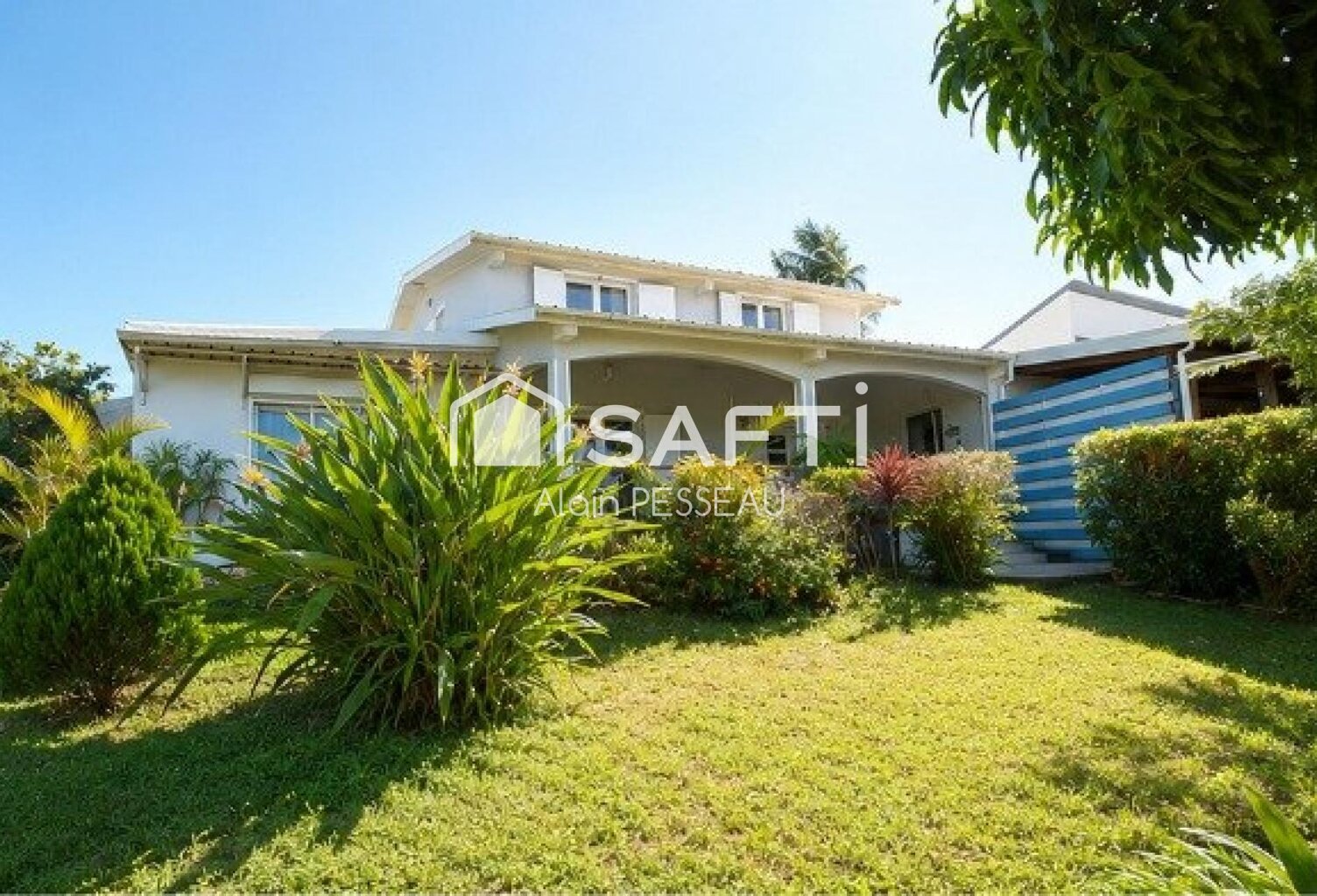 Superbe villa à Montvert avec dépendance locative — photo 1