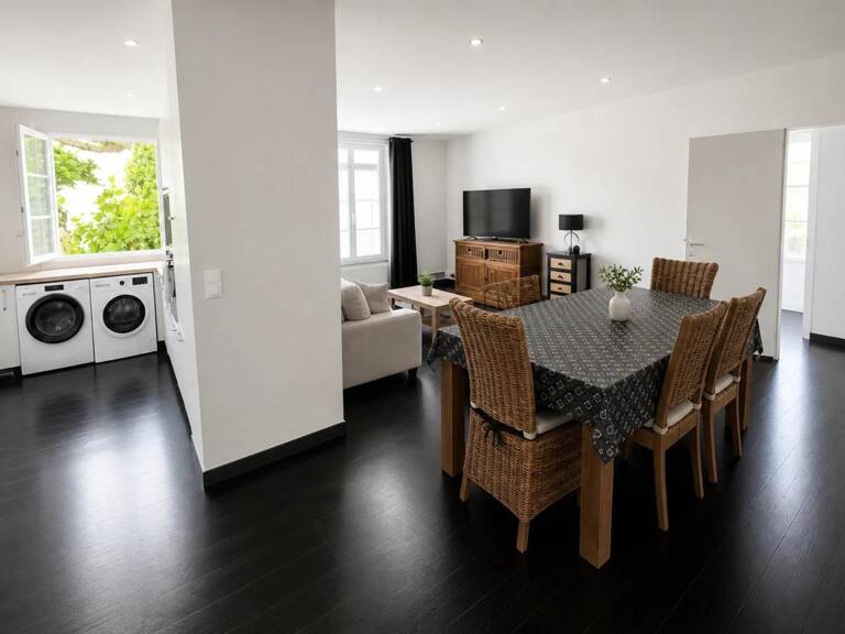 Appartement de 3 pièces de 79 m² à Royan
IDEAL INVESTISSEUR LMNP — photo 1