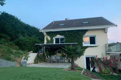 Maison 8 pièces 370000 €