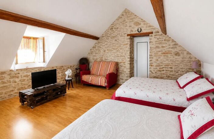 Maison de 6 pièces de 106 m² à Corvol-l'Orgueilleux — photo 4