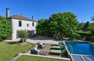 Maison de 7 pièces de 160 m² à Moussac — photo du bien