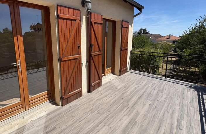 Maison de 5 pièces de 126 m² à Bourges — photo 3