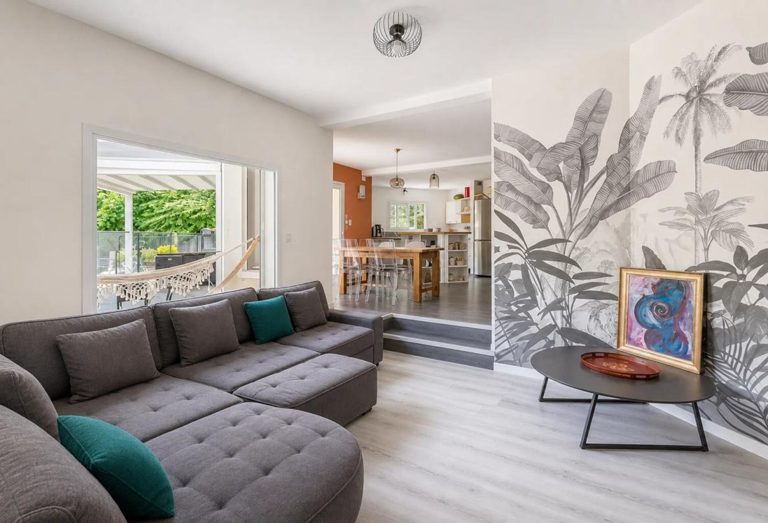 Maison de 8 pièces de 210 m² à Saint-Cyr-sur-le-Rhône — photo 1