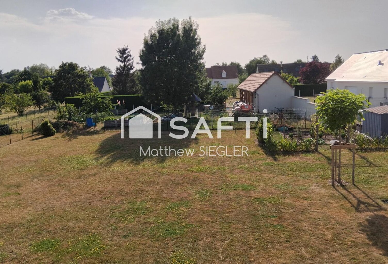 Terrain de 535 m2 avec chemin commun aux autres maisons — photo 1