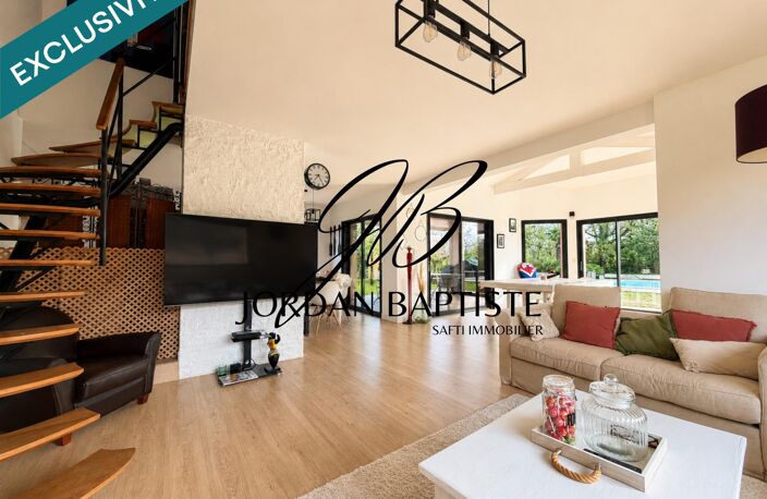 Maison d'architecte avec piscine  environnement calme et arboré — photo 5