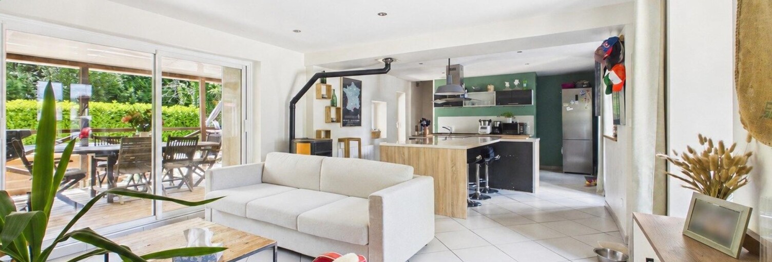 Maison 5 Pièces 101 m² à vendre à Gray (70100)