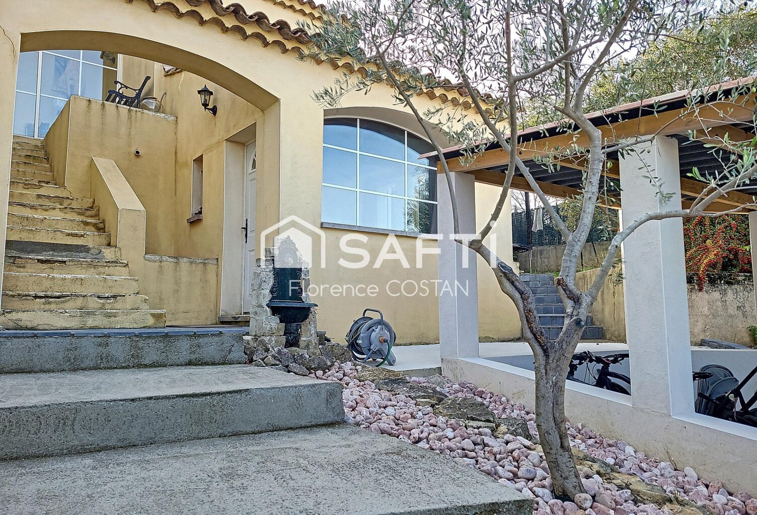 Maison proche village de 138 m² avec piscine sur terrain de 640 m² — photo 1